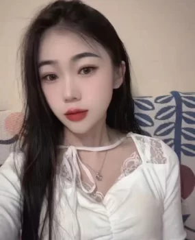 00后小姑娘