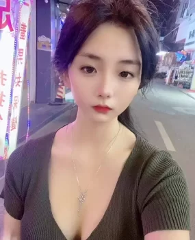 唐山大奶妹