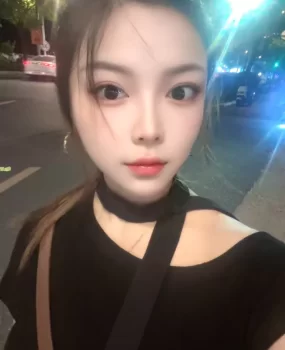 小姐姐人美,嘴甜,服务好。