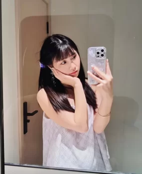 南坪才毕业的嫩妹,有姐妹可以双飞