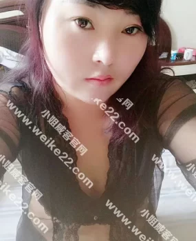 会潮喷的少妇，丝袜诱惑