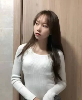 杭州兼职单纯小学妹 乖巧听话姿势随意